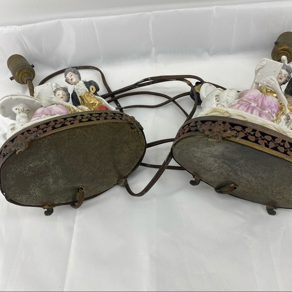 Vintage George & Martha Washington Lamps - Picture 5 of 13